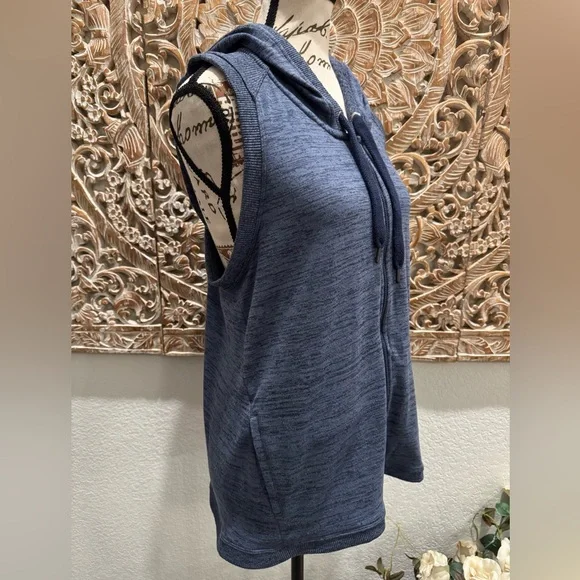 Athleta Workout Blue, Front Zip Hooded Vest with Criss Cross Back- size M - Picture 3 of 9